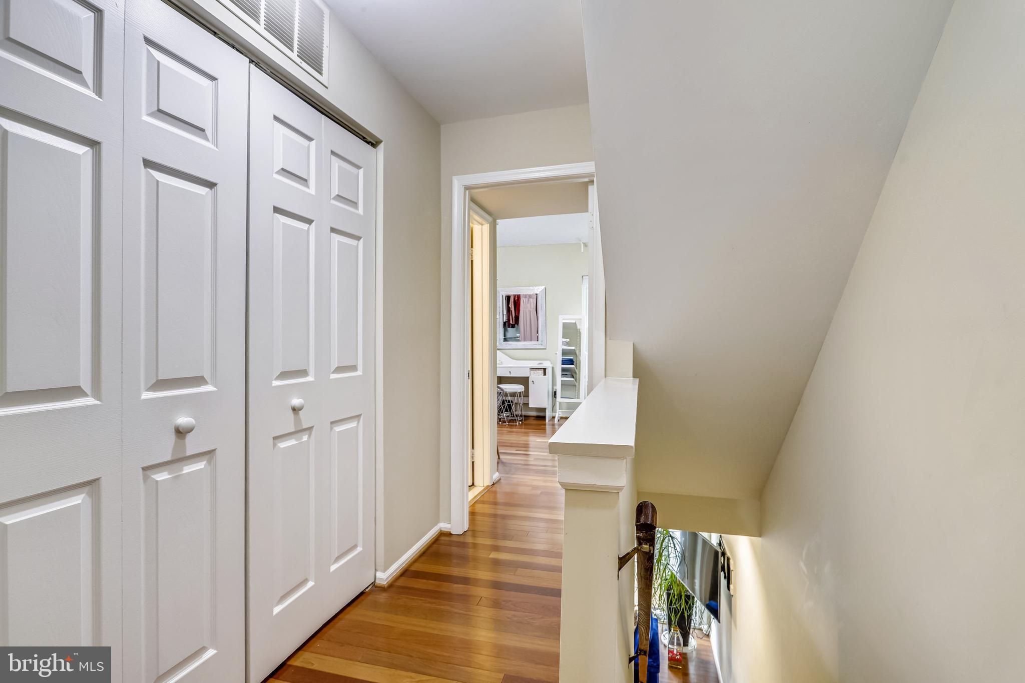 PINECREST - Residential