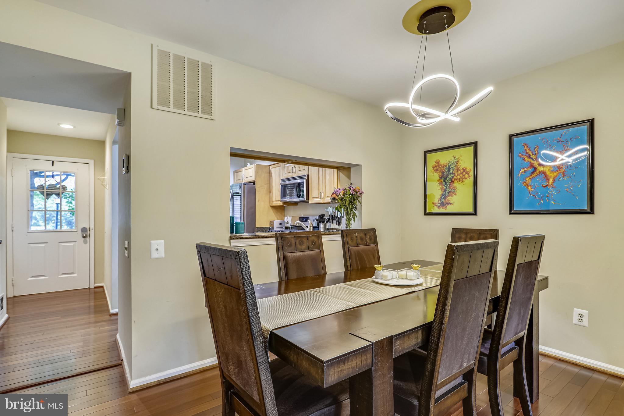 PINECREST - Residential