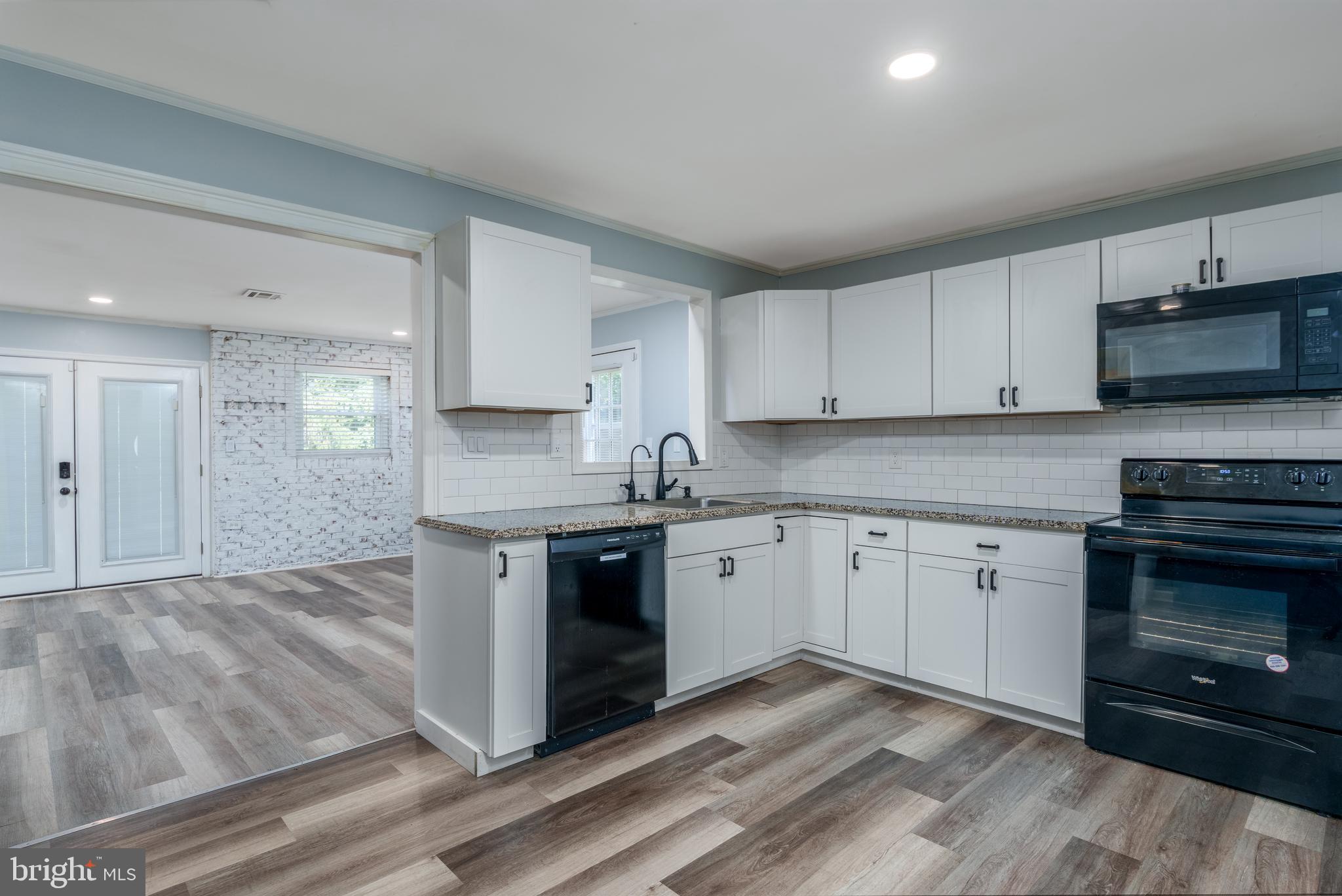 FAIRWINDS - Residential