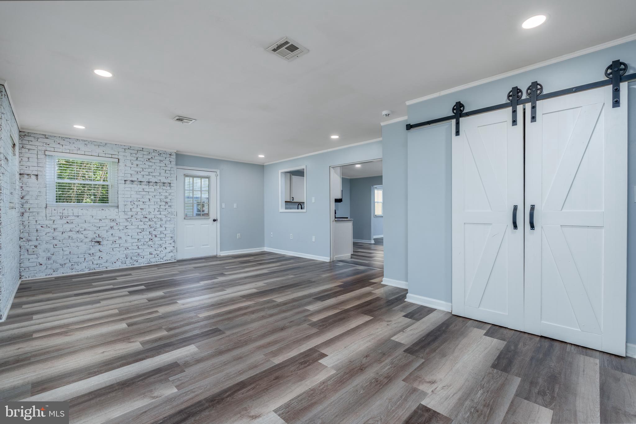 FAIRWINDS - Residential