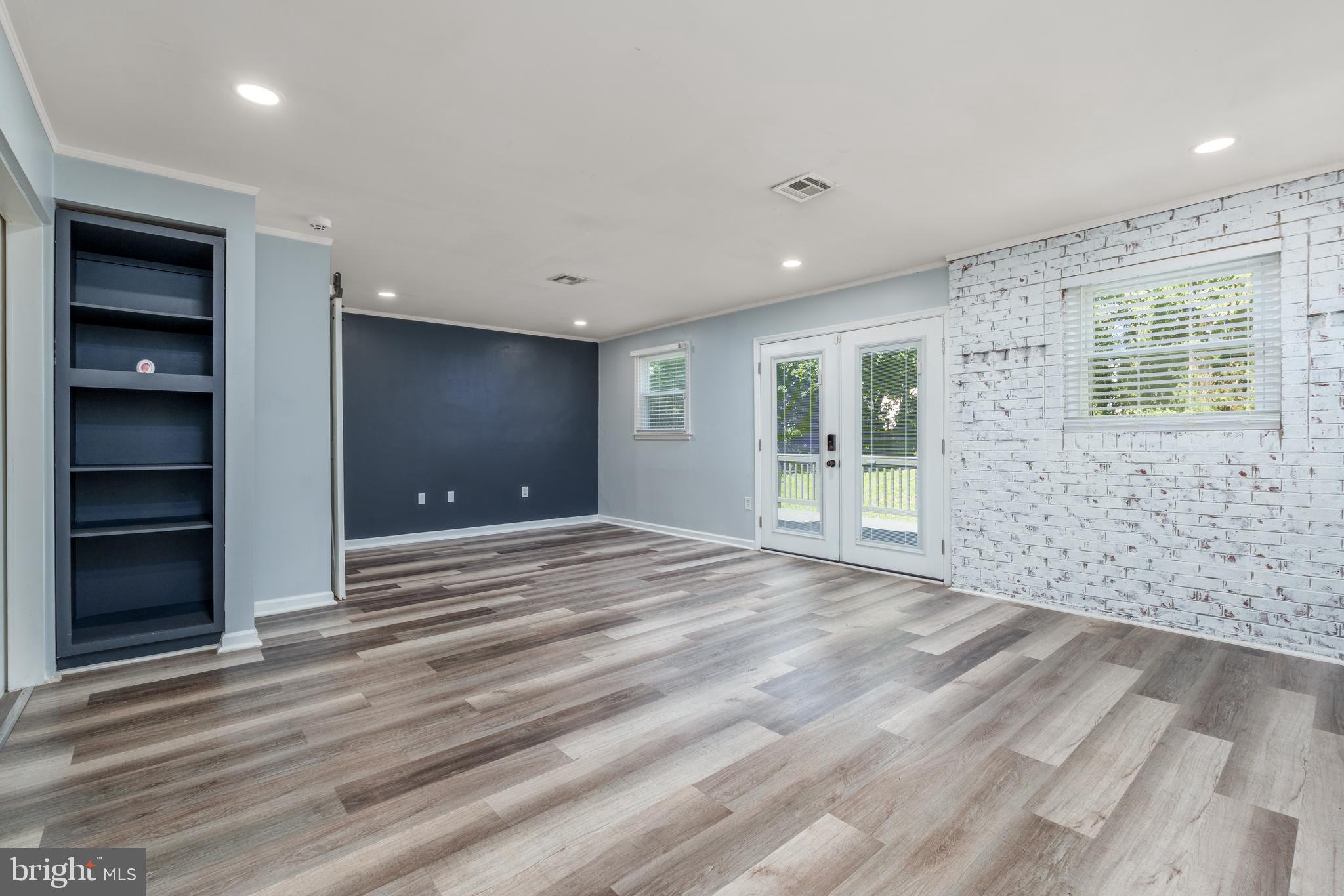 FAIRWINDS - Residential