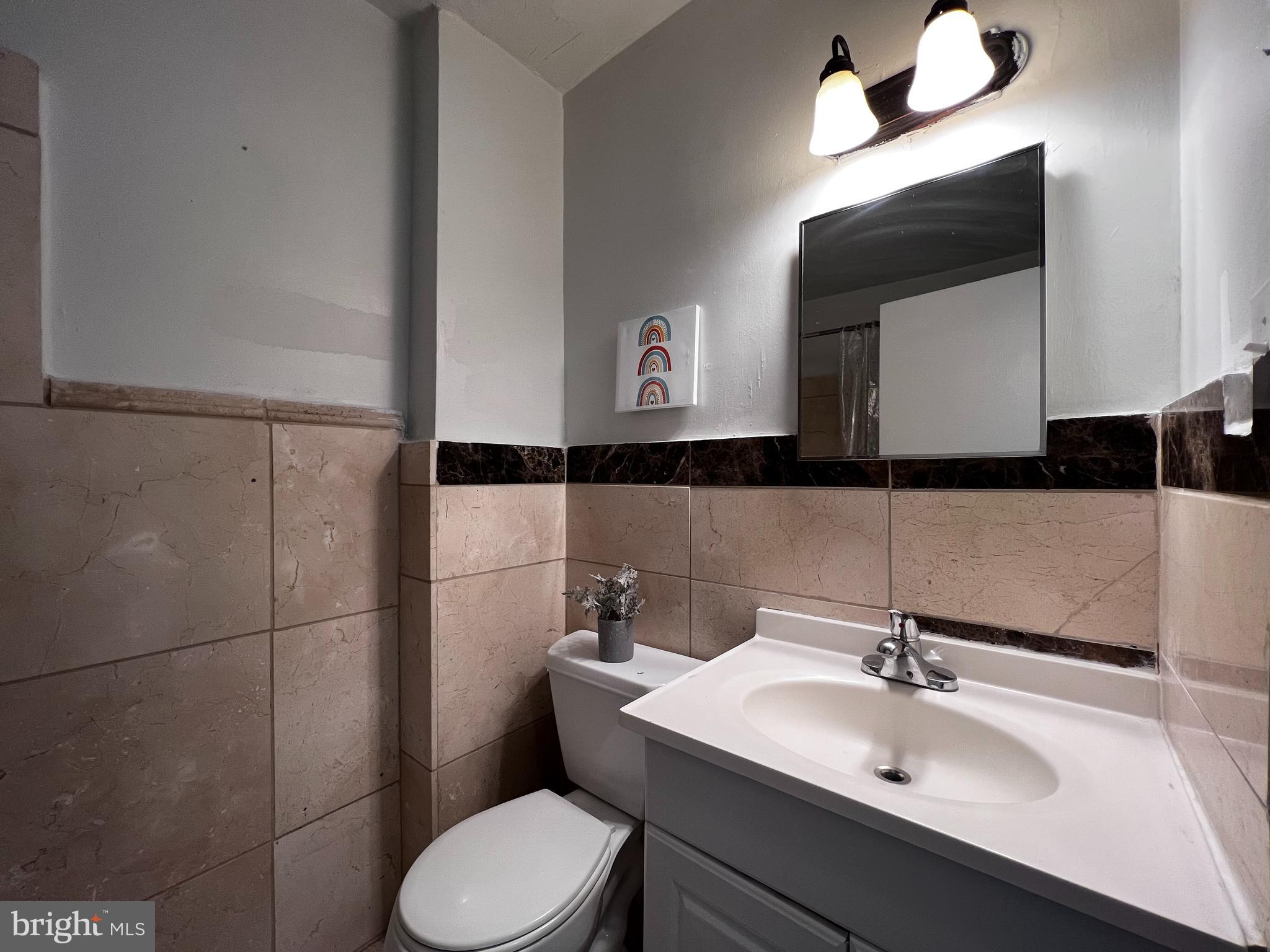 OXFORD CIRCLE - Residential Income