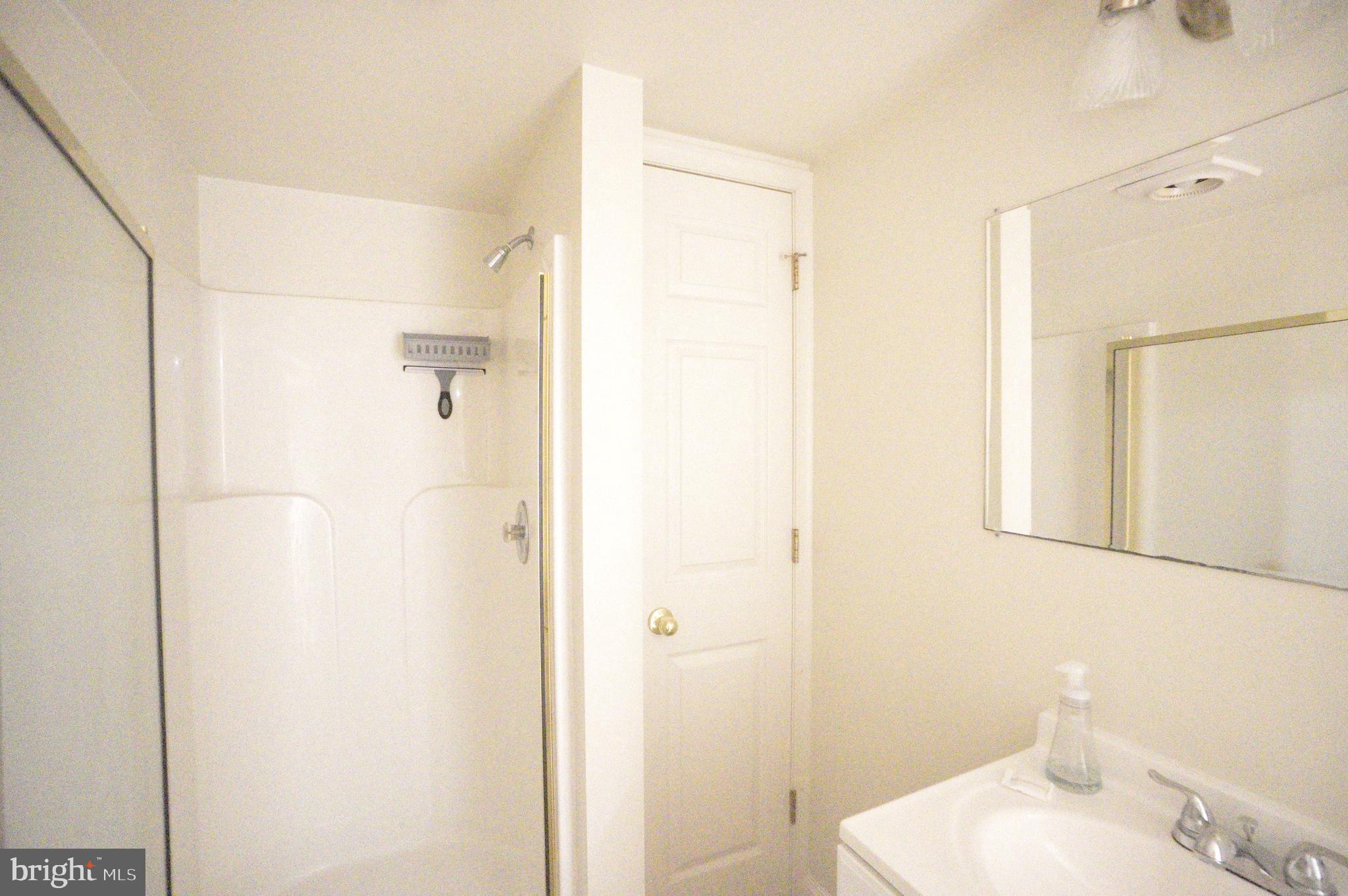 GWYNEDALE - Residential Lease