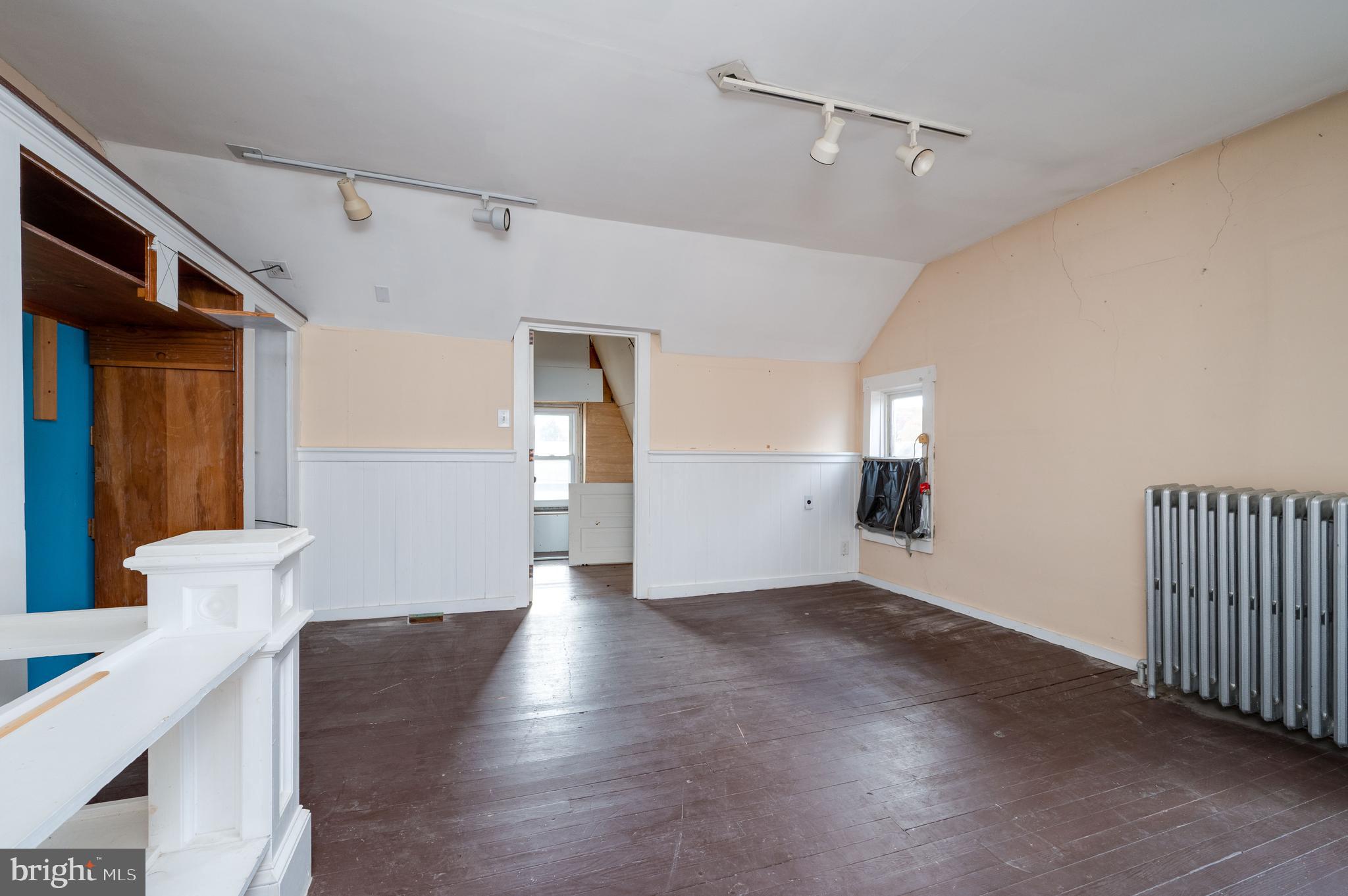 FLEETWOOD - Residential Lease