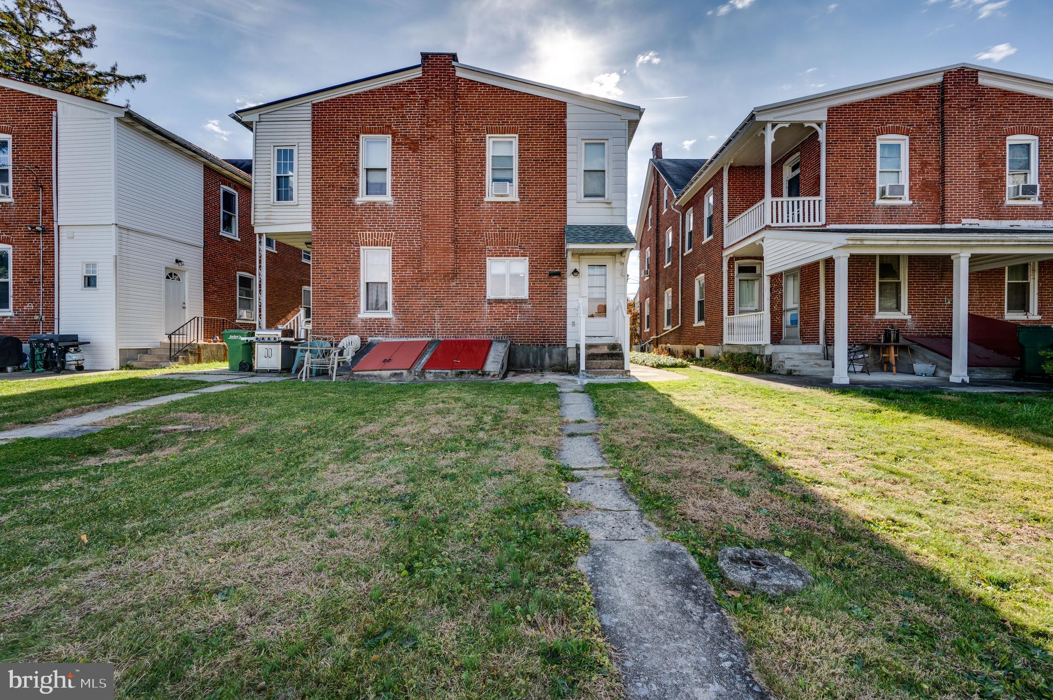 FLEETWOOD - Residential Lease