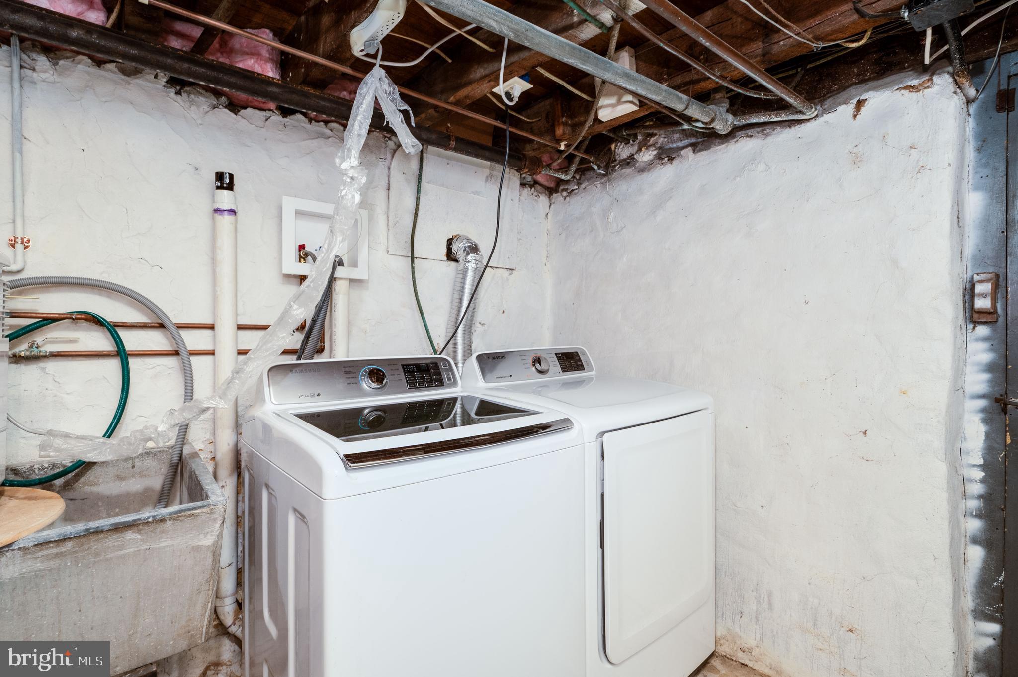 FLEETWOOD - Residential Lease