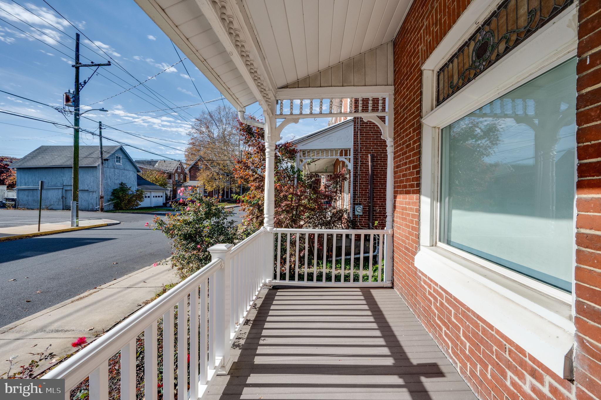 FLEETWOOD - Residential Lease