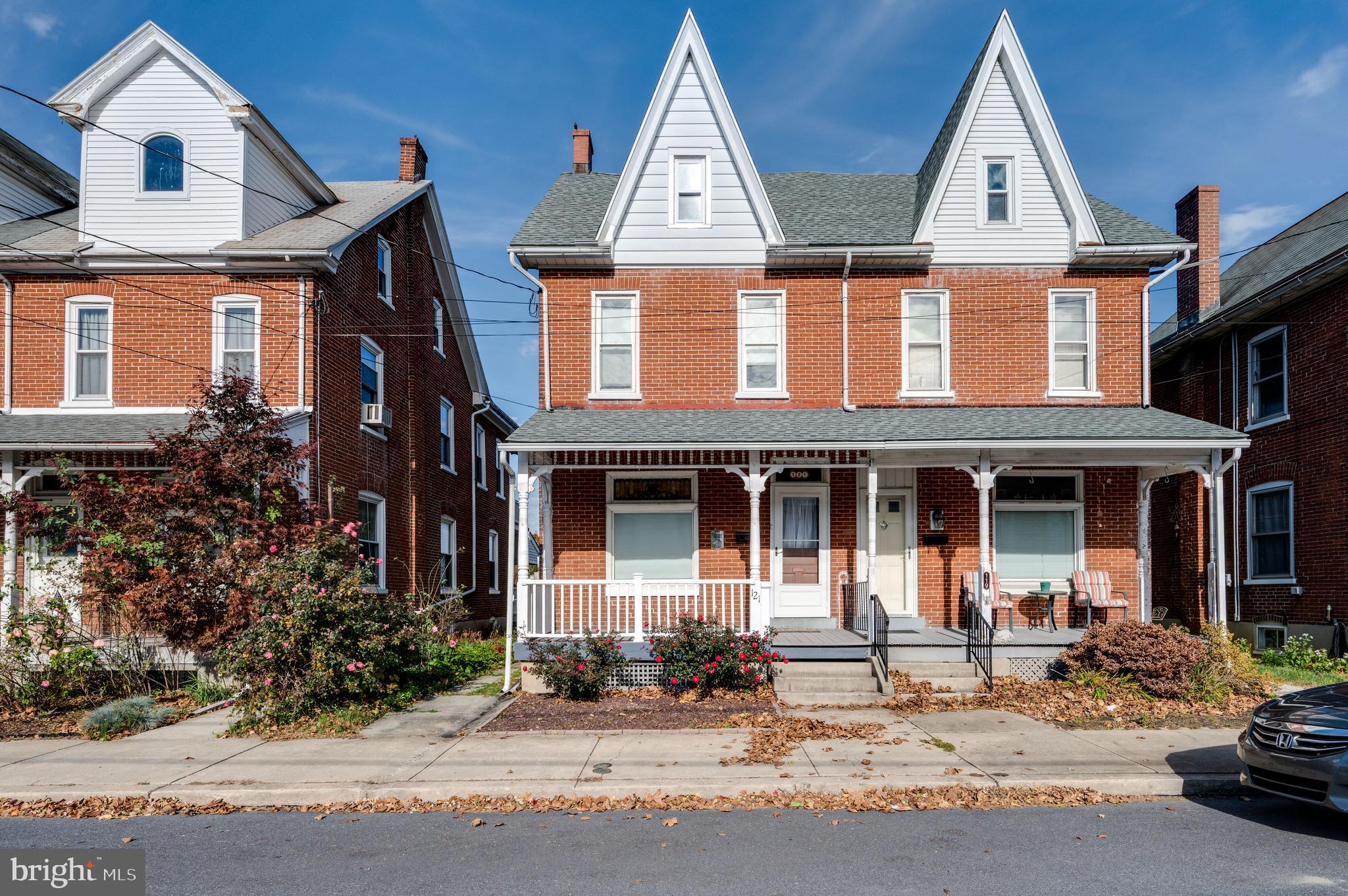 FLEETWOOD - Residential Lease