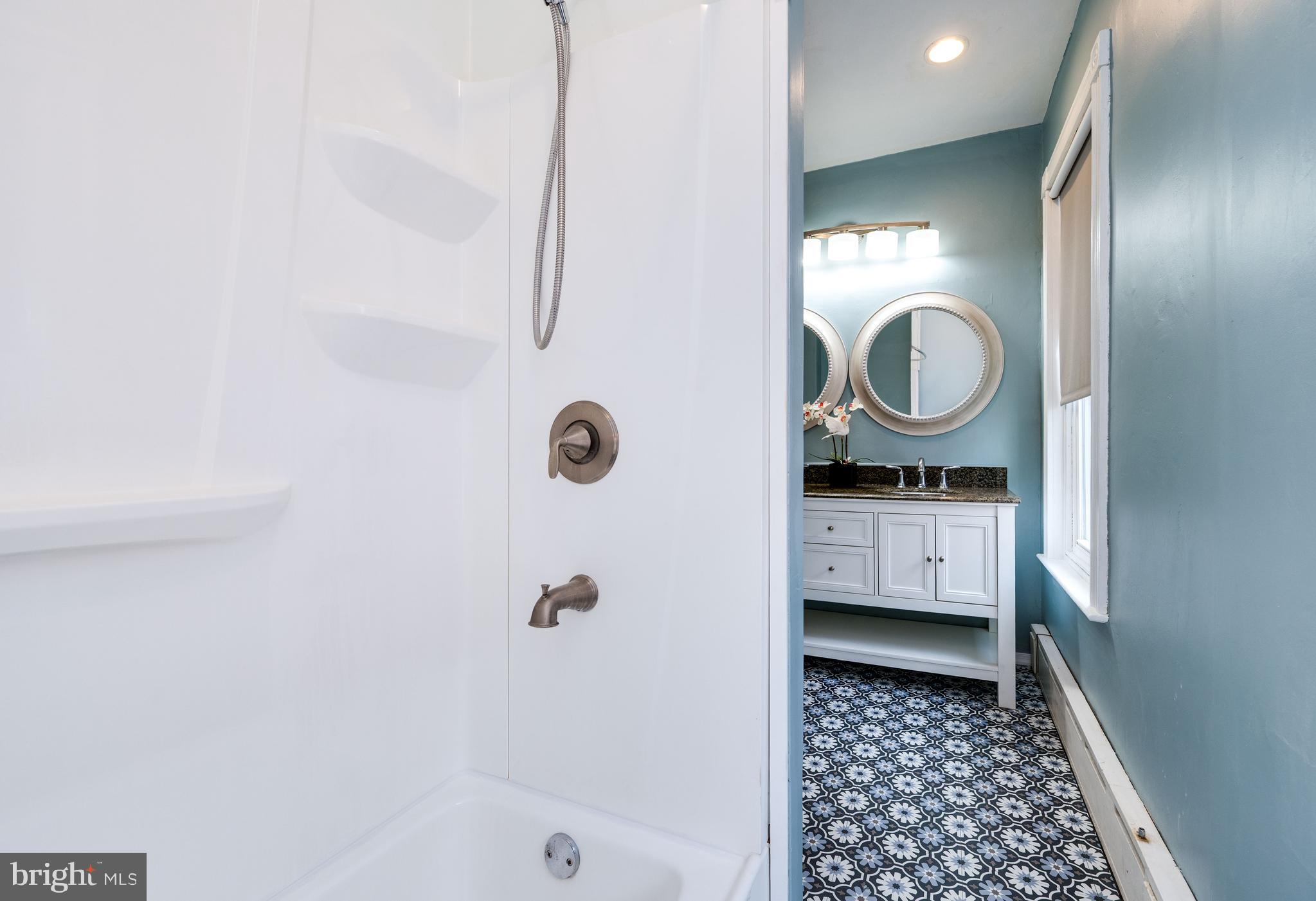 FLEETWOOD - Residential Lease