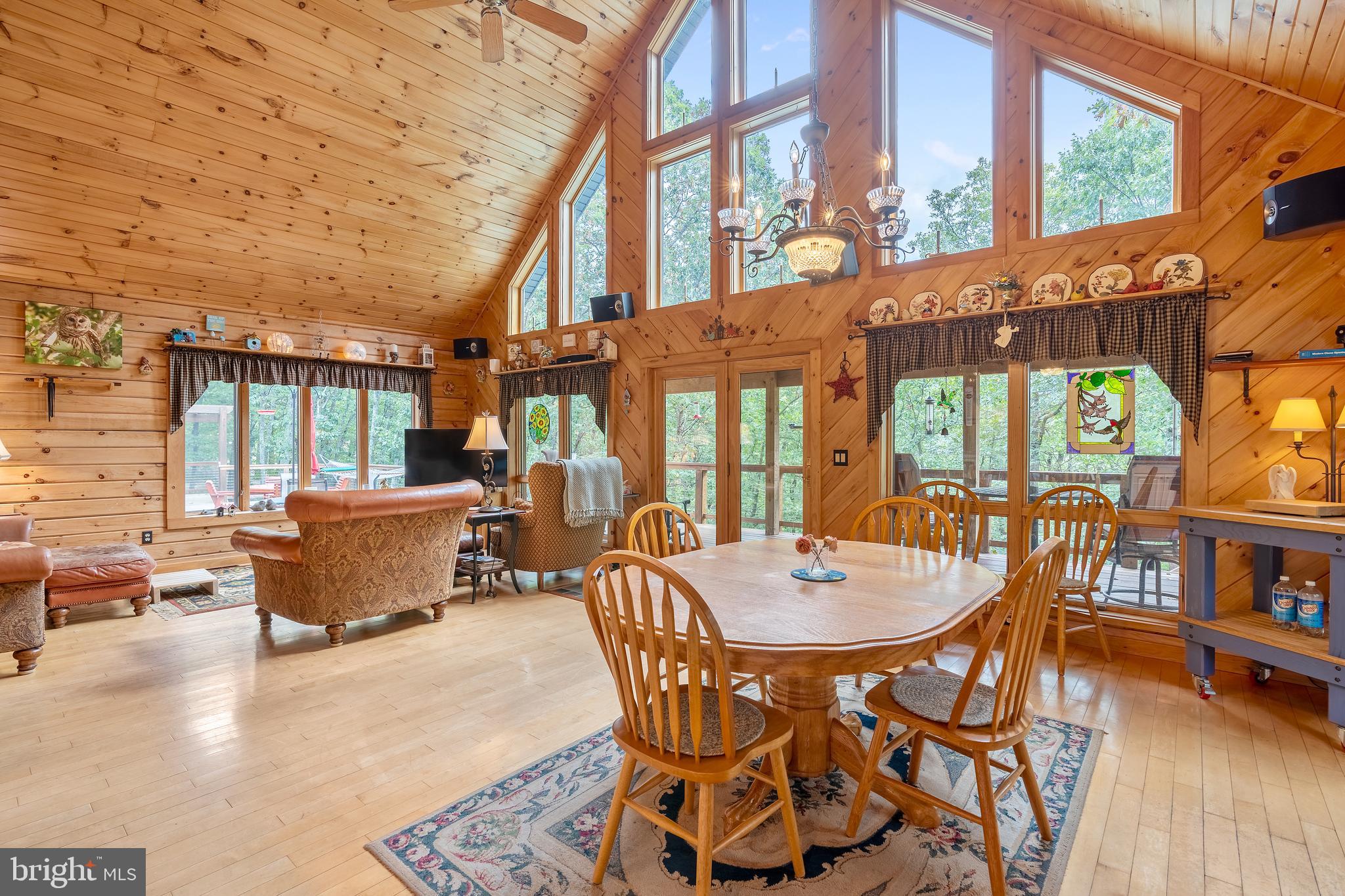 WHITETAIL RIDGE - Residential