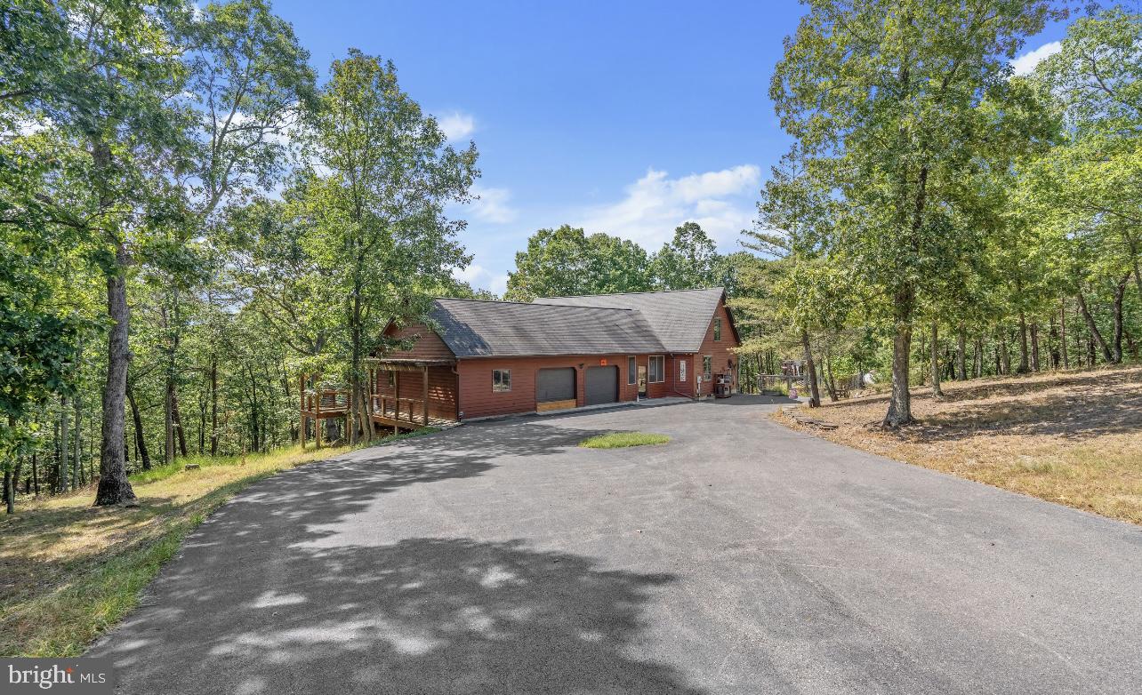 WHITETAIL RIDGE - Residential