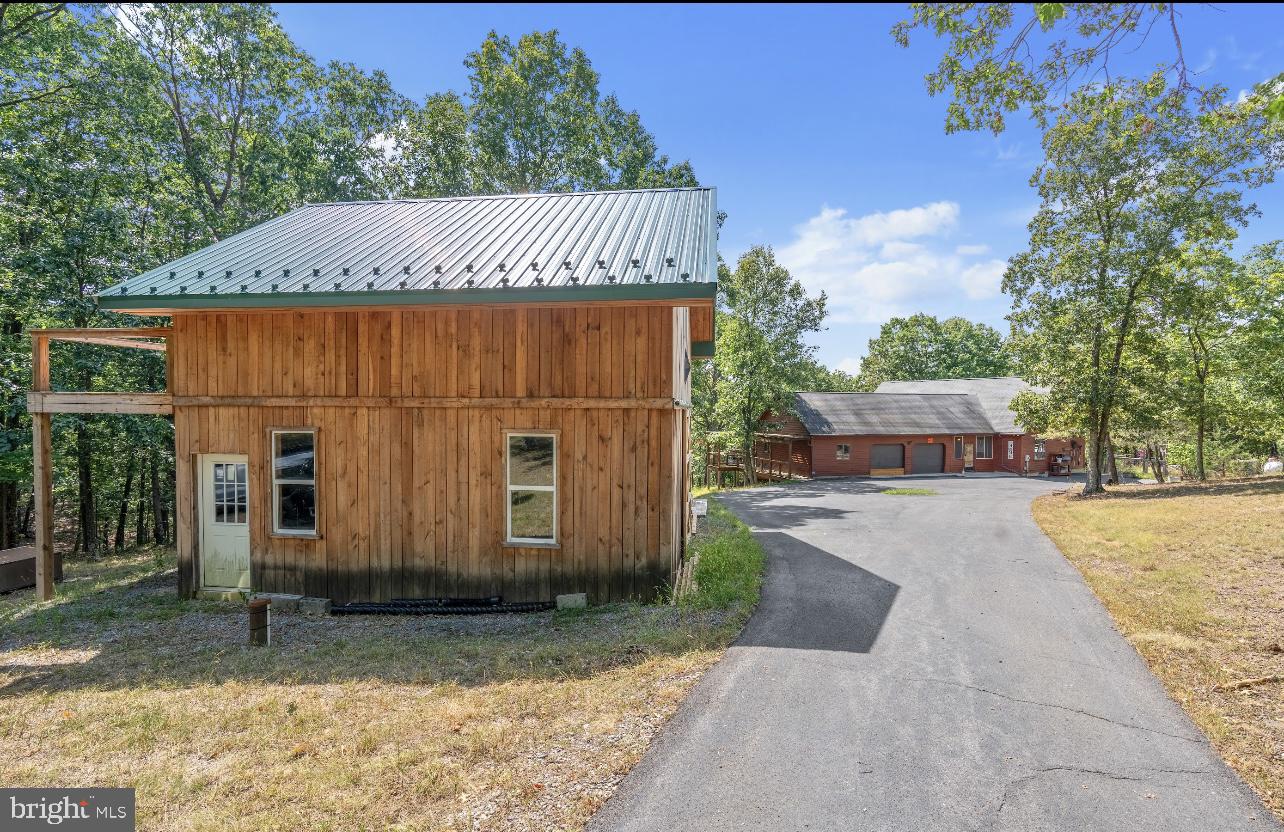 WHITETAIL RIDGE - Residential