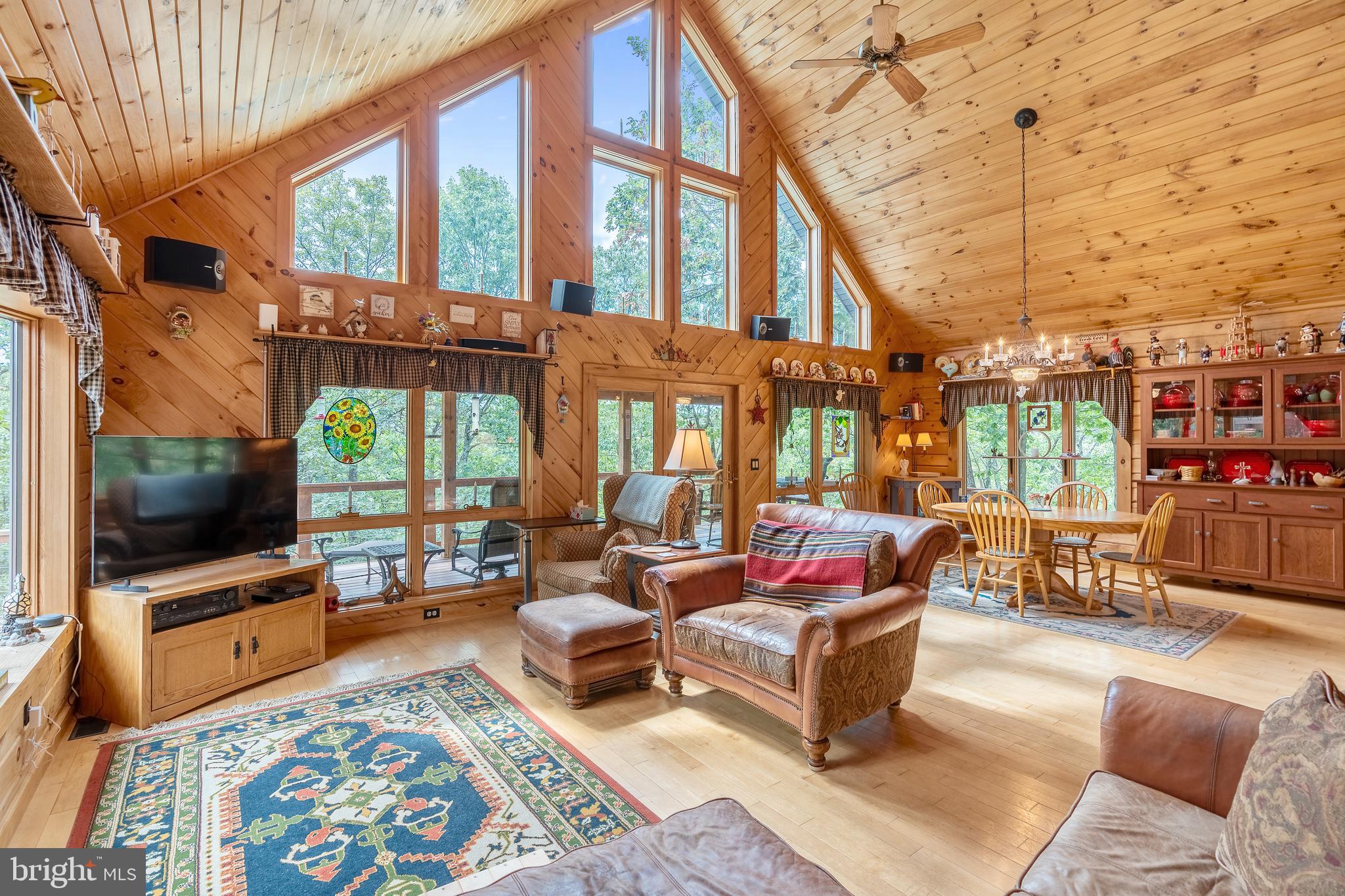 WHITETAIL RIDGE - Residential