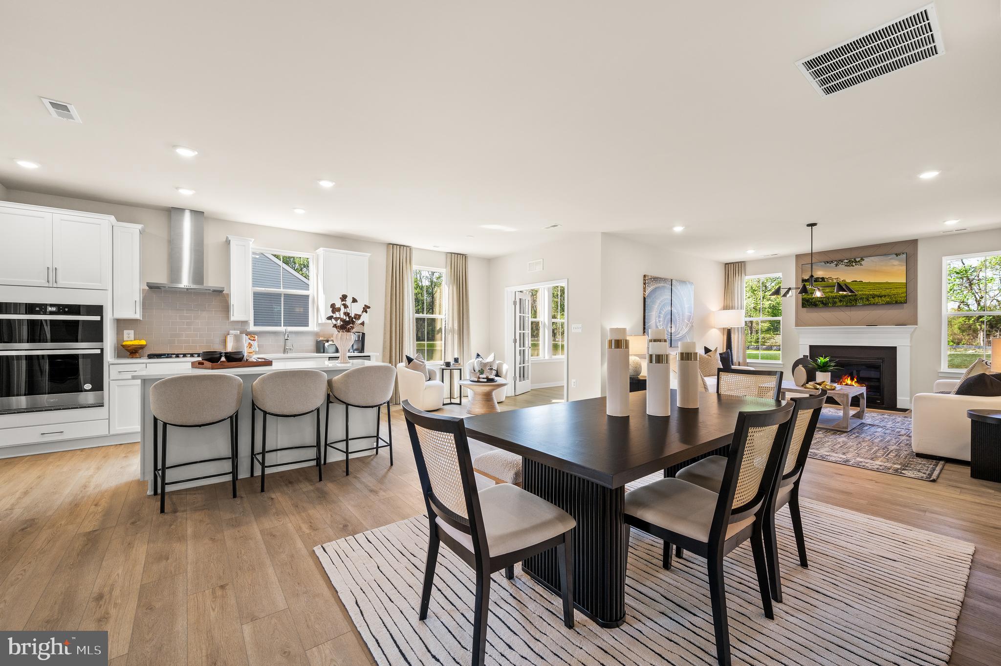 NOBLES POND - Residential