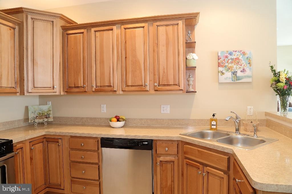 PARK RIDGE CROSSING - Residential