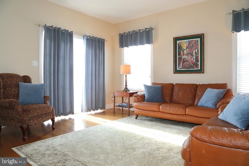 PARK RIDGE CROSSING - Residential