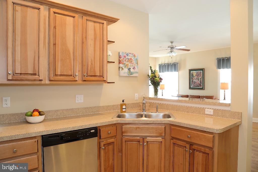 PARK RIDGE CROSSING - Residential