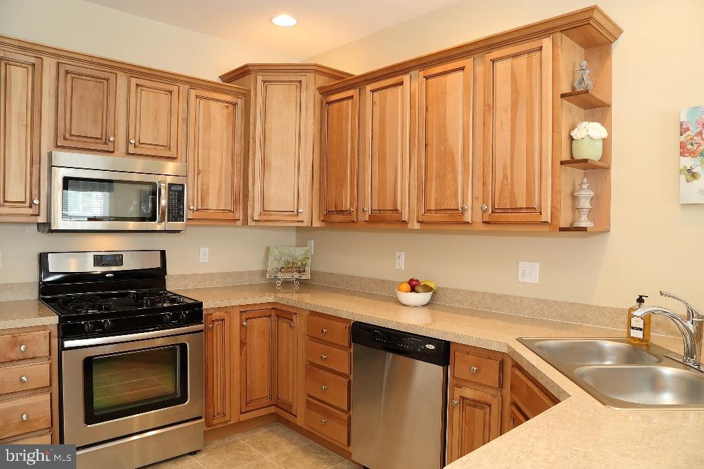 PARK RIDGE CROSSING - Residential