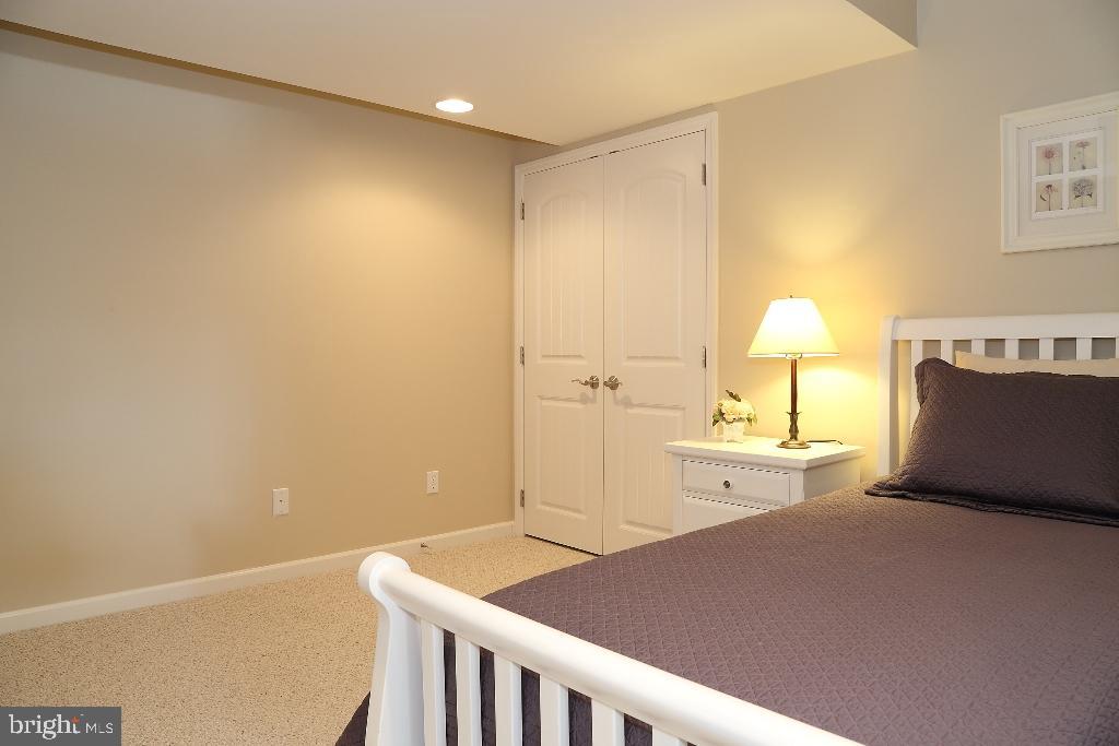 PARK RIDGE CROSSING - Residential