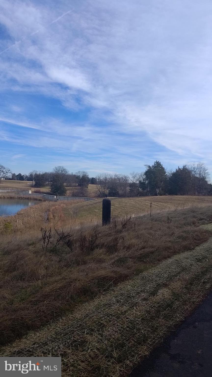 METRO WALK AT MOOREFIELD STATION - Residential Lease