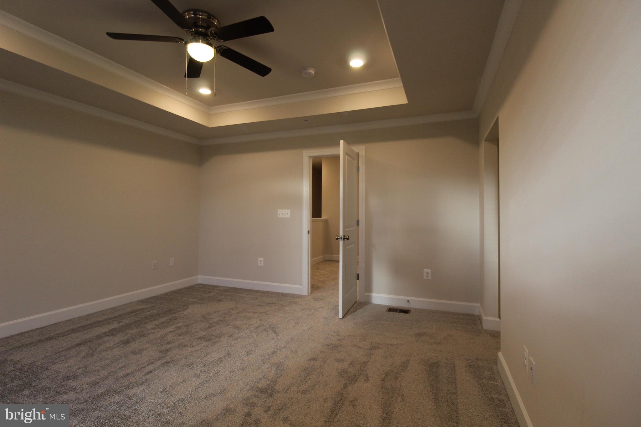 METRO WALK AT MOOREFIELD STATION - Residential Lease