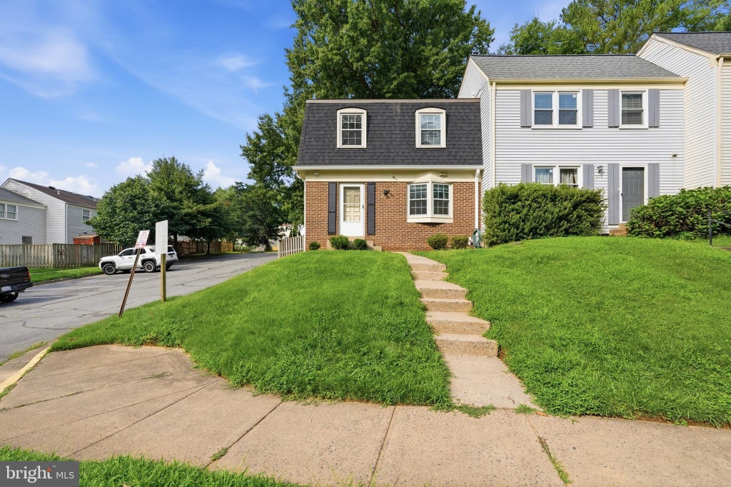 Photo of 3158 Ellenwood Drive, FAIRFAX, VA 22031 (MLS # VAFX2335030)