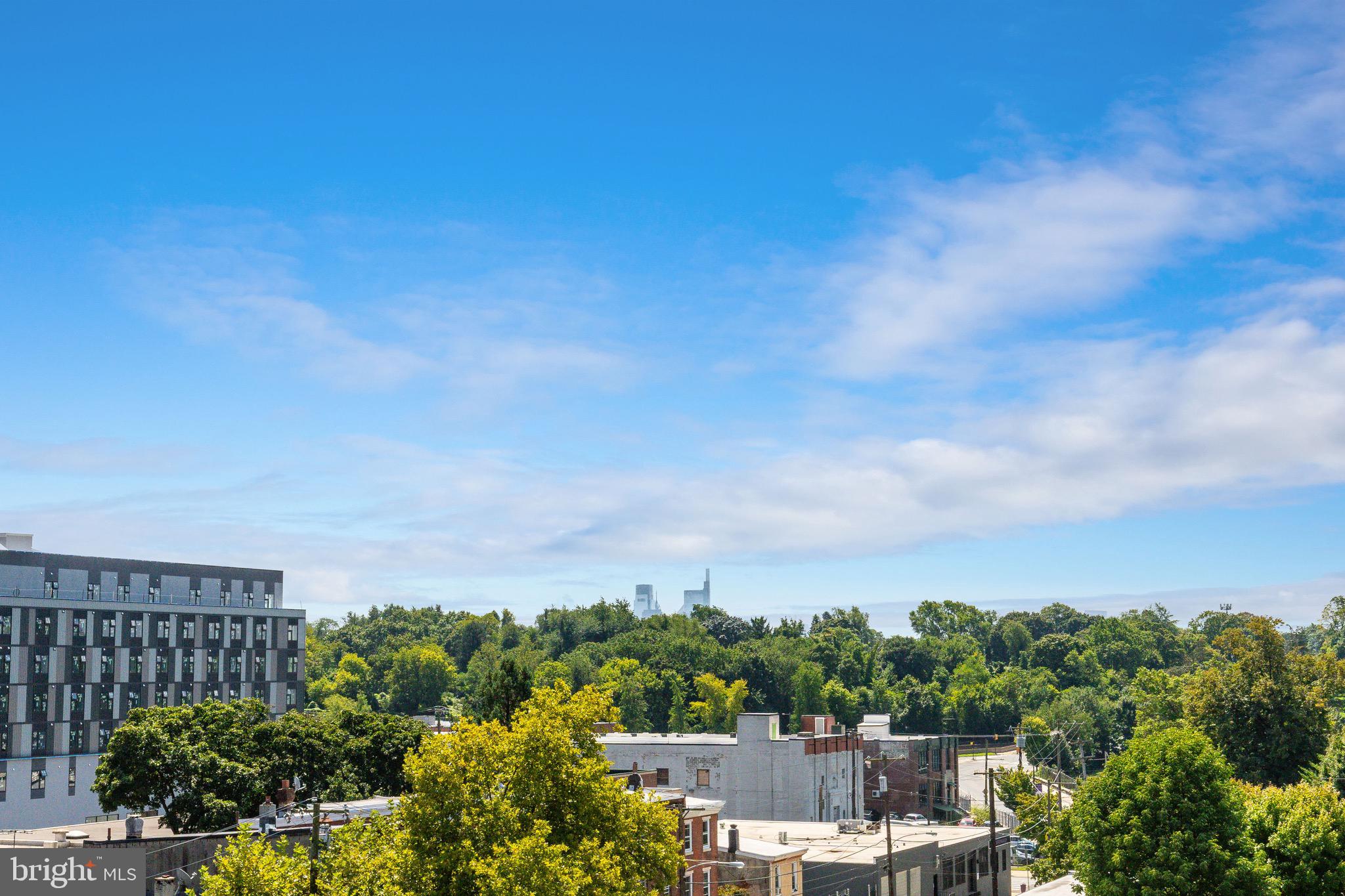 EAST FALLS - Residential
