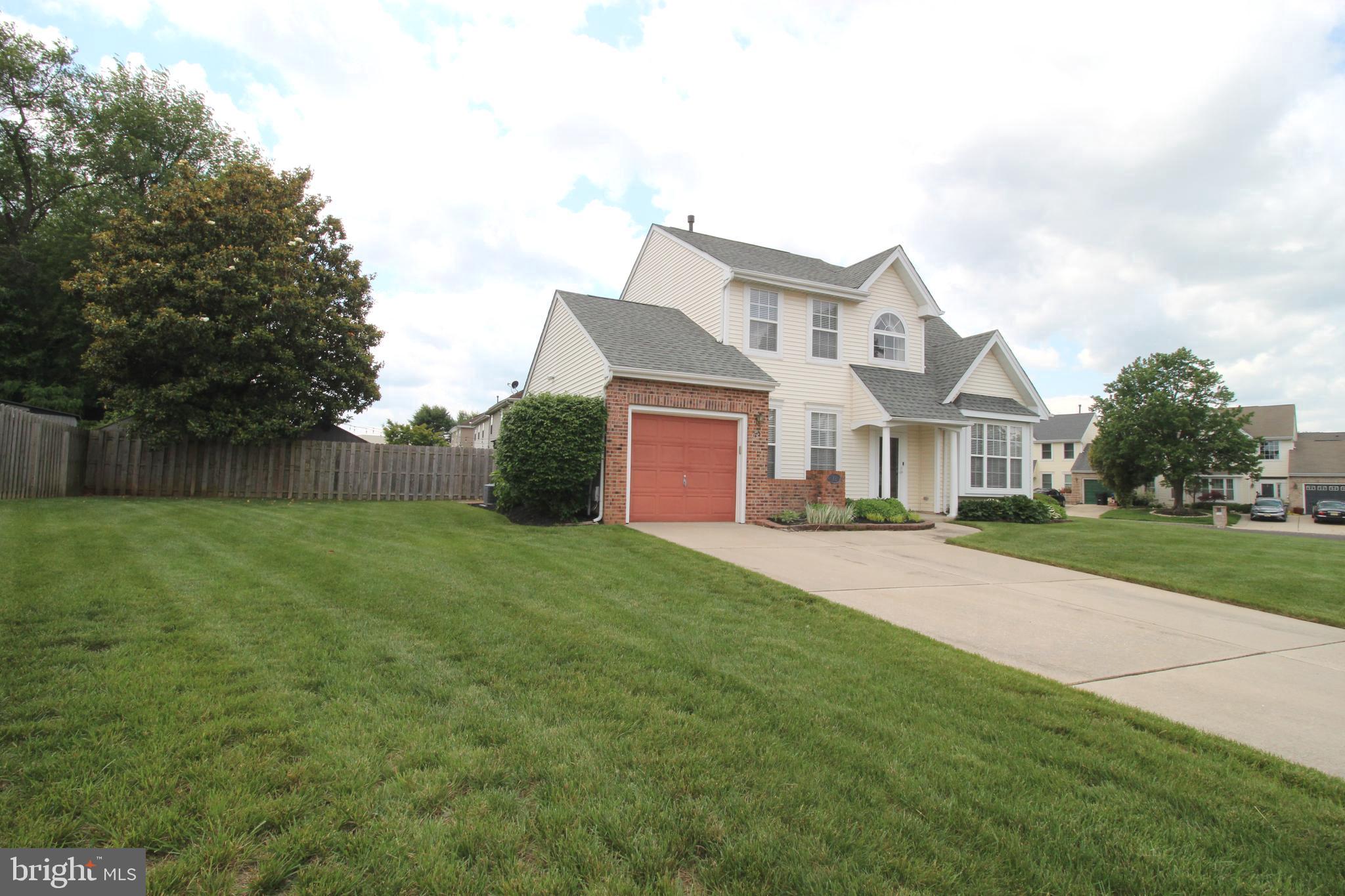 72 FIELDCREST DRIVE