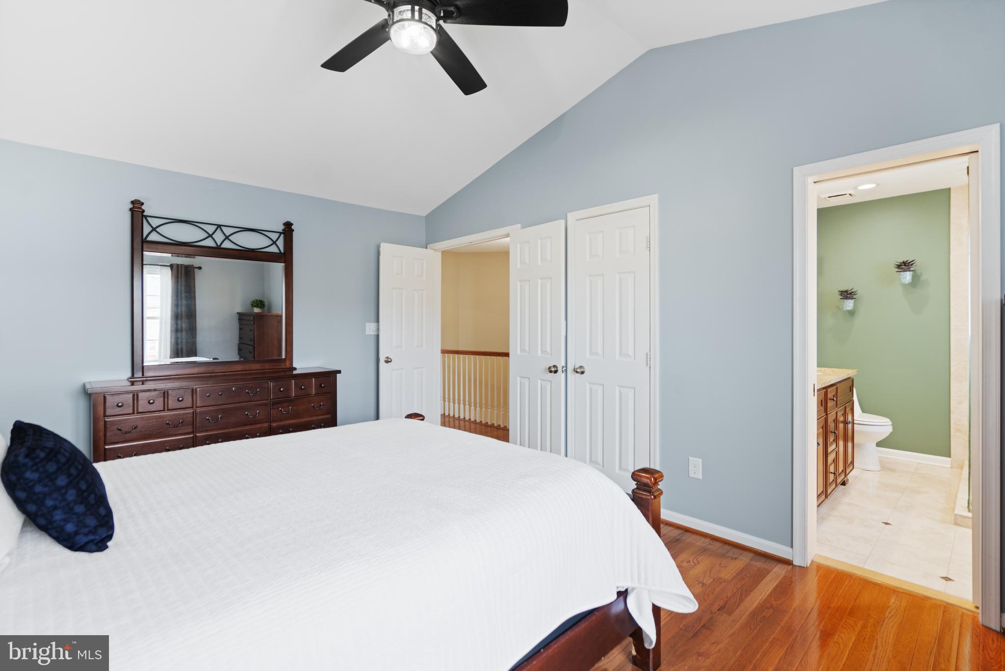 ASHBURN FARM - Residential