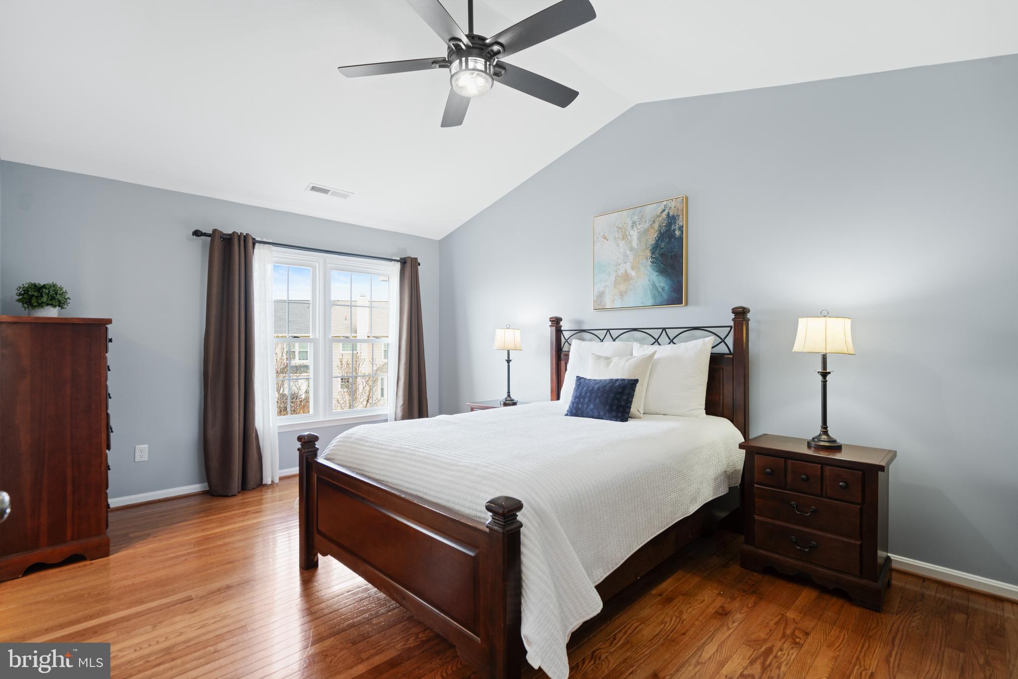 ASHBURN FARM - Residential