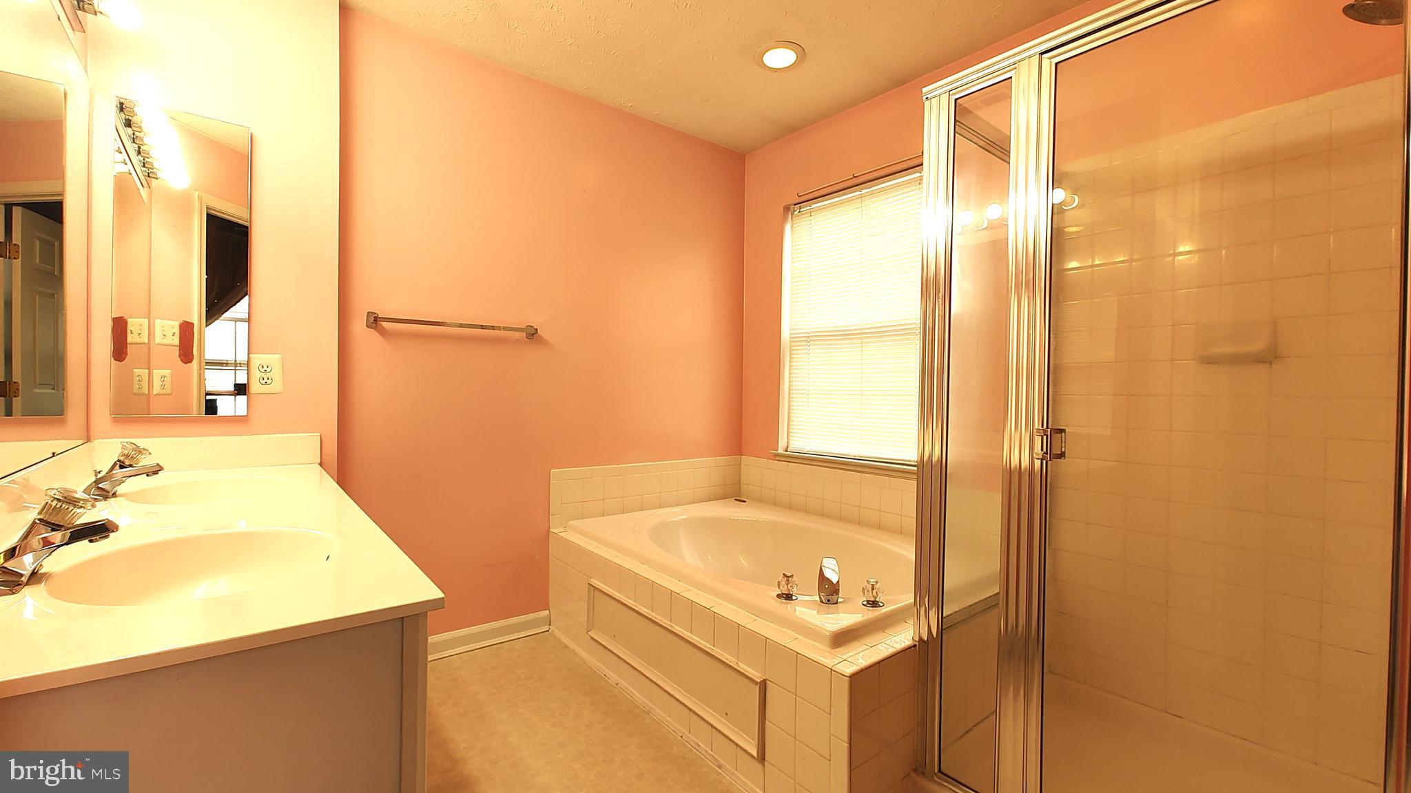 EATON SQUARE - Residential Lease