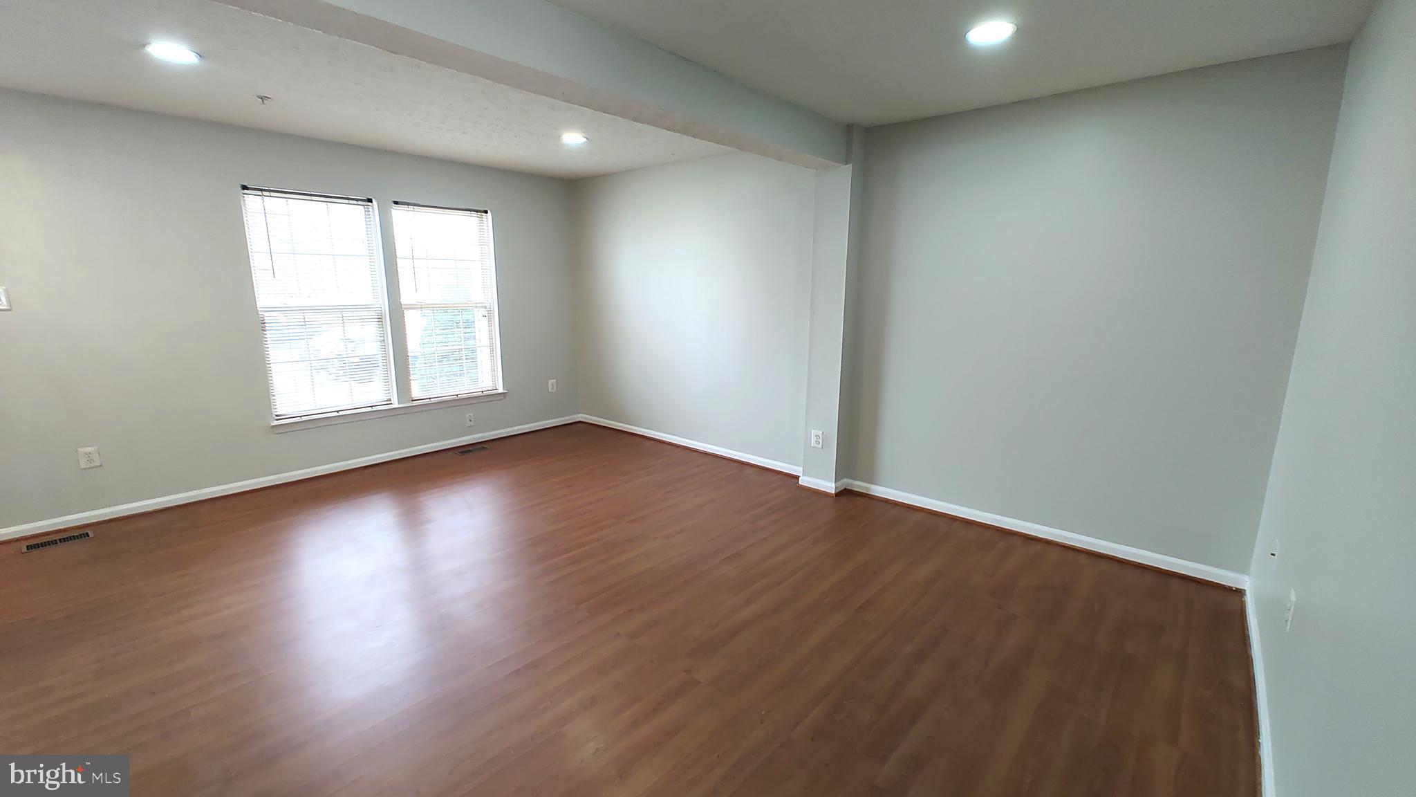 EATON SQUARE - Residential Lease