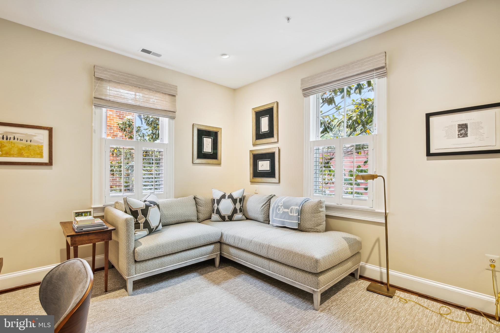 CHURCH SQUARE - Residential