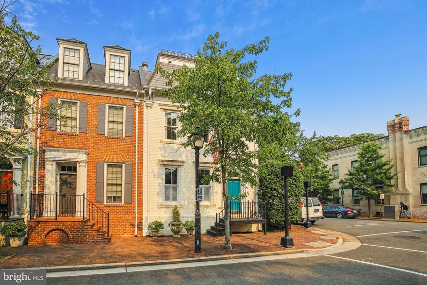 Sometimes "perfection" is the right word. Three level, three bedroom, three-and-a-half bath masterpiece with 2 off-street parking spaces. Two working fireplaces, hardwood floors, lovely built-ins, and a sweet patio. Across the street from Christ Church in Old Town Alexandria.