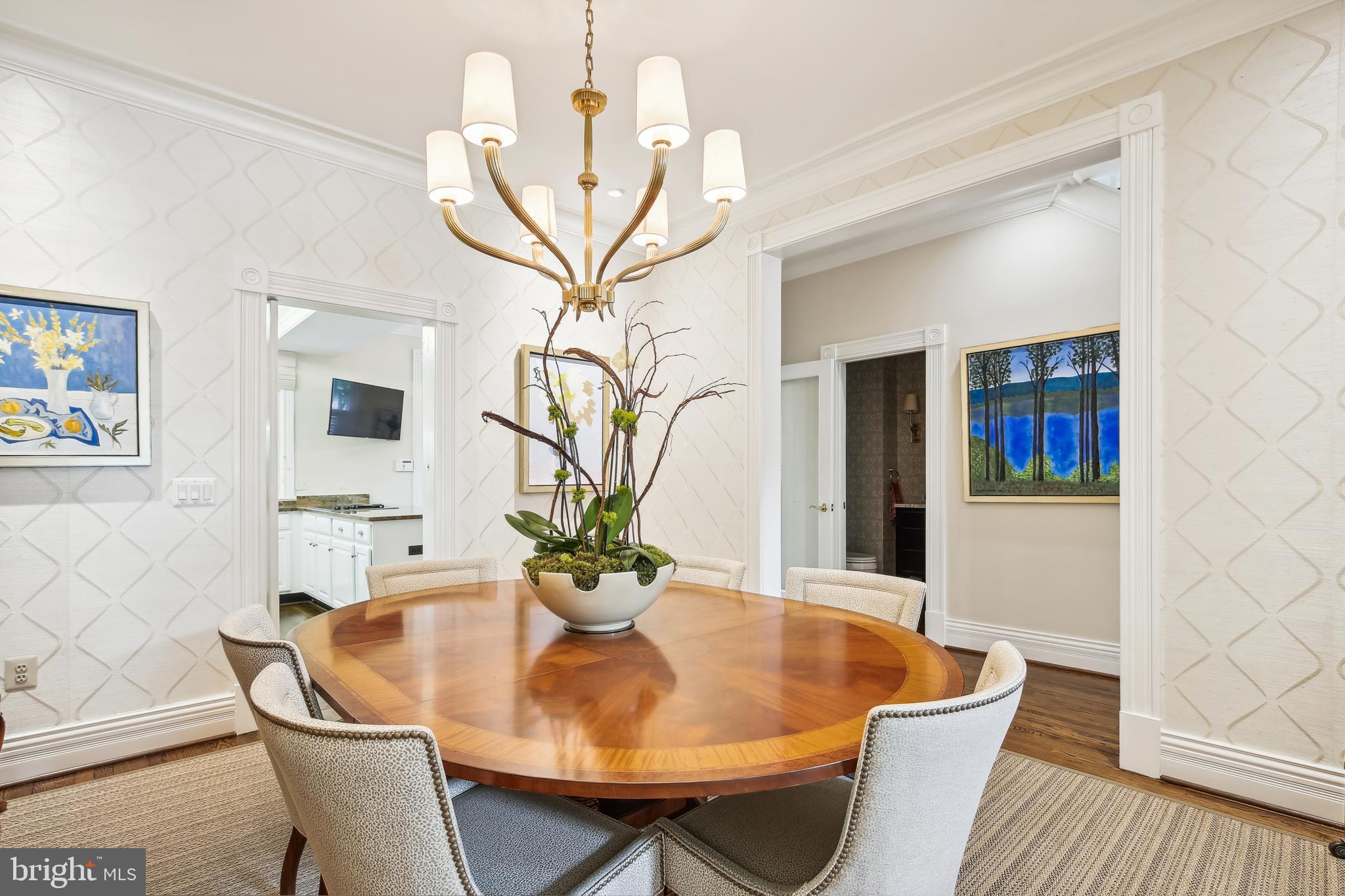 CHURCH SQUARE - Residential