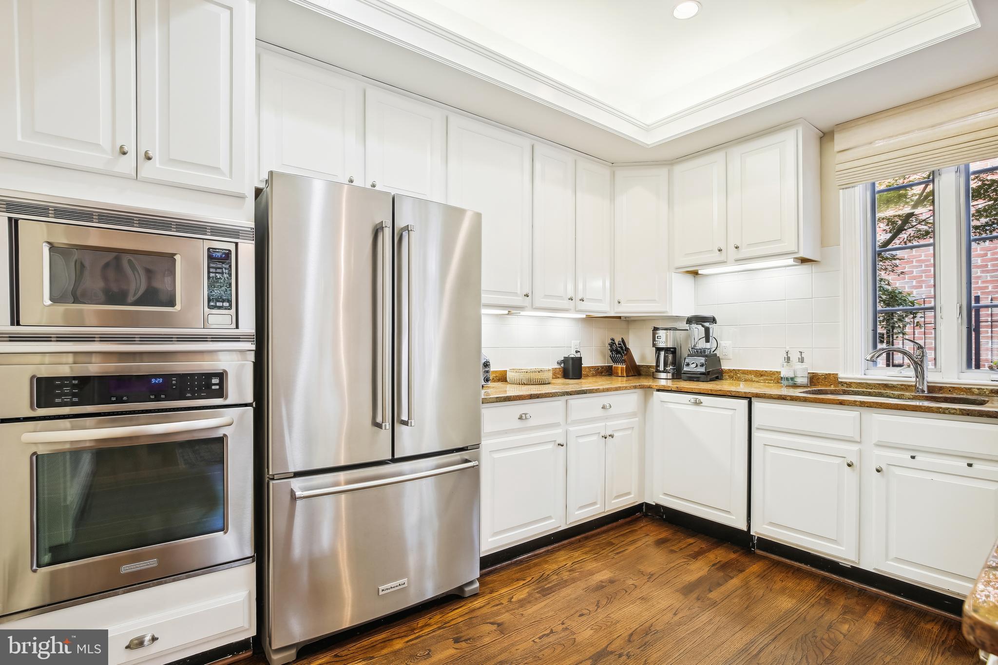 CHURCH SQUARE - Residential