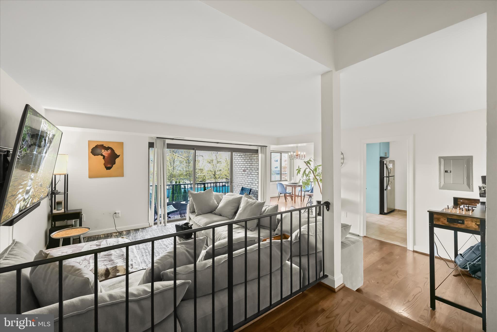 10859 AMHERST AVENUE 202