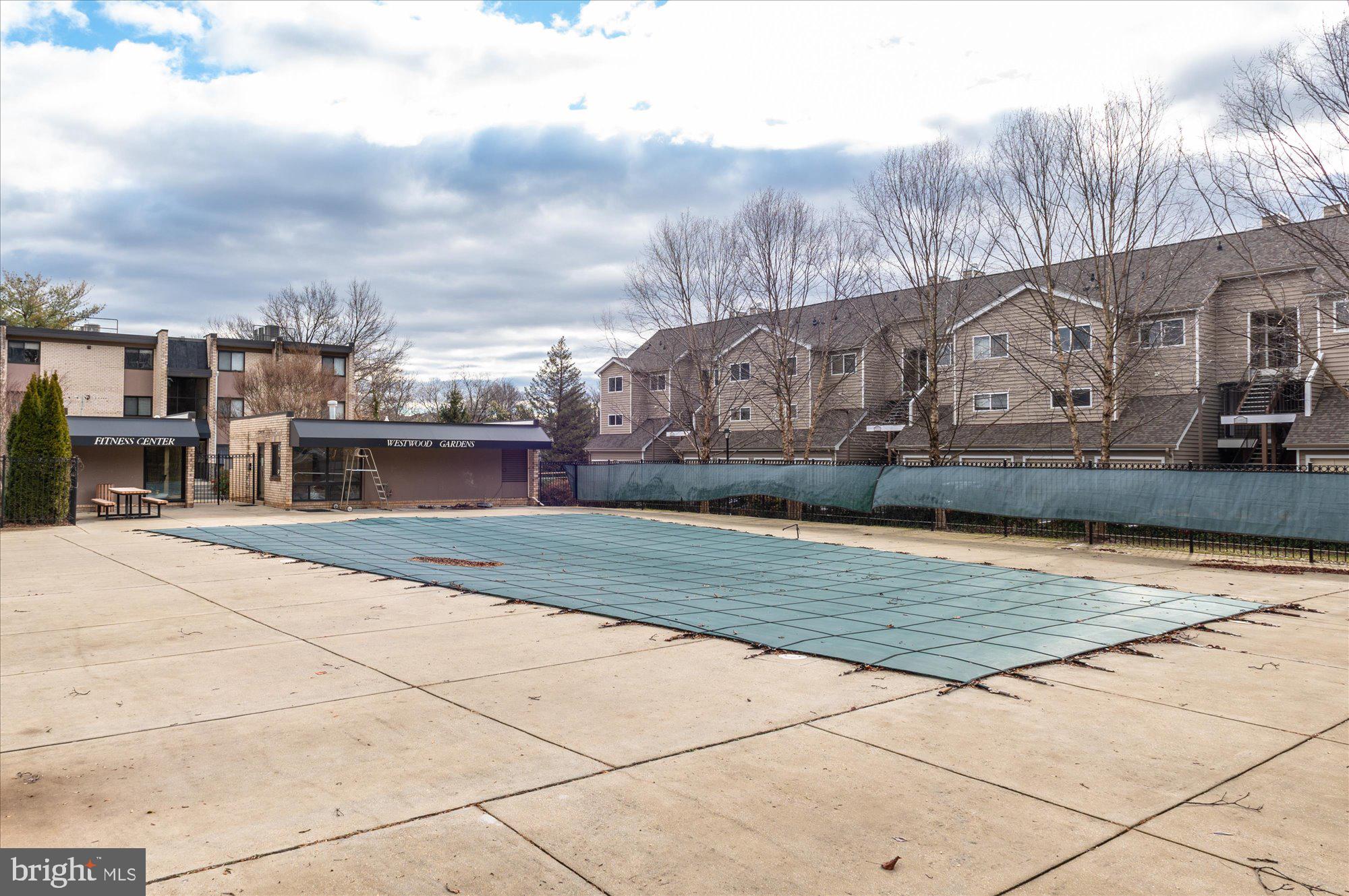 WESTWOOD GARDENS CONDOMINIUM - Residential