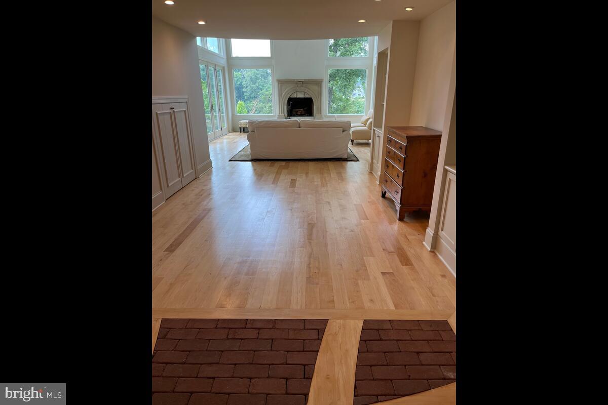 BYWATER ESTATES - Residential