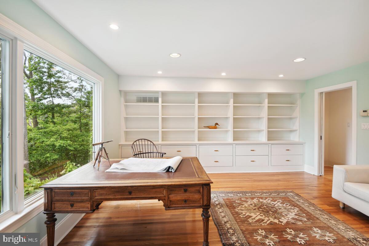 BYWATER ESTATES - Residential