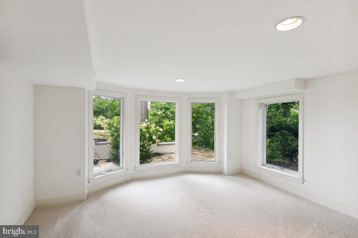 BYWATER ESTATES - Residential