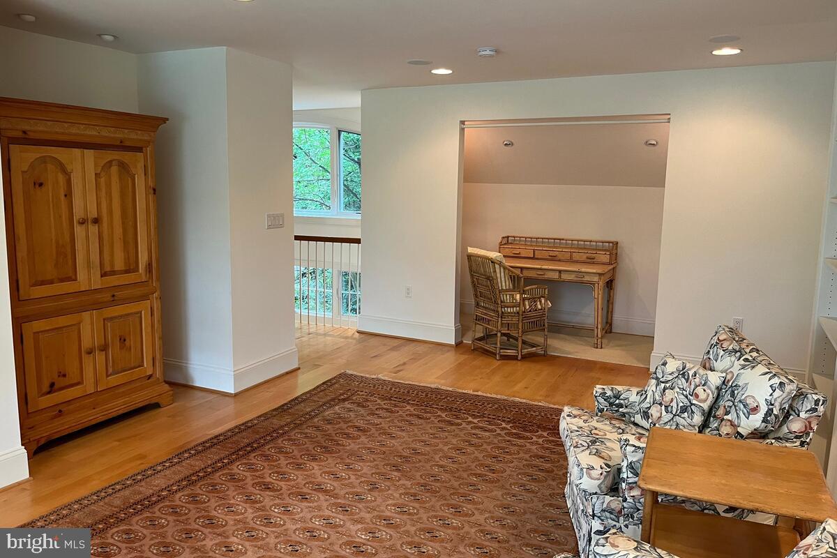 BYWATER ESTATES - Residential