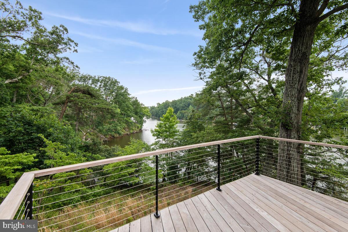 BYWATER ESTATES - Residential