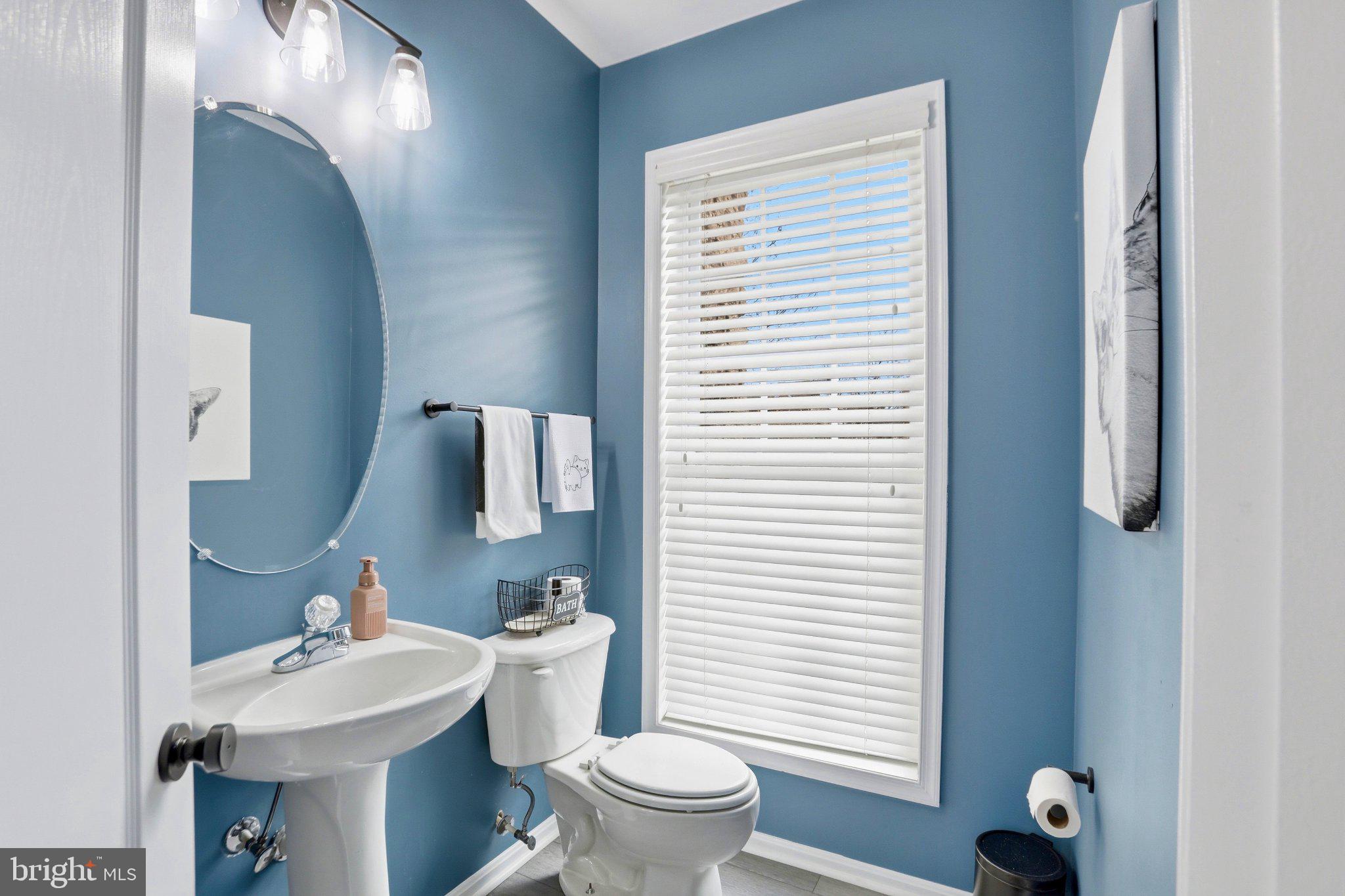 STONE SPRINGS CONDOMINIUMS - Residential