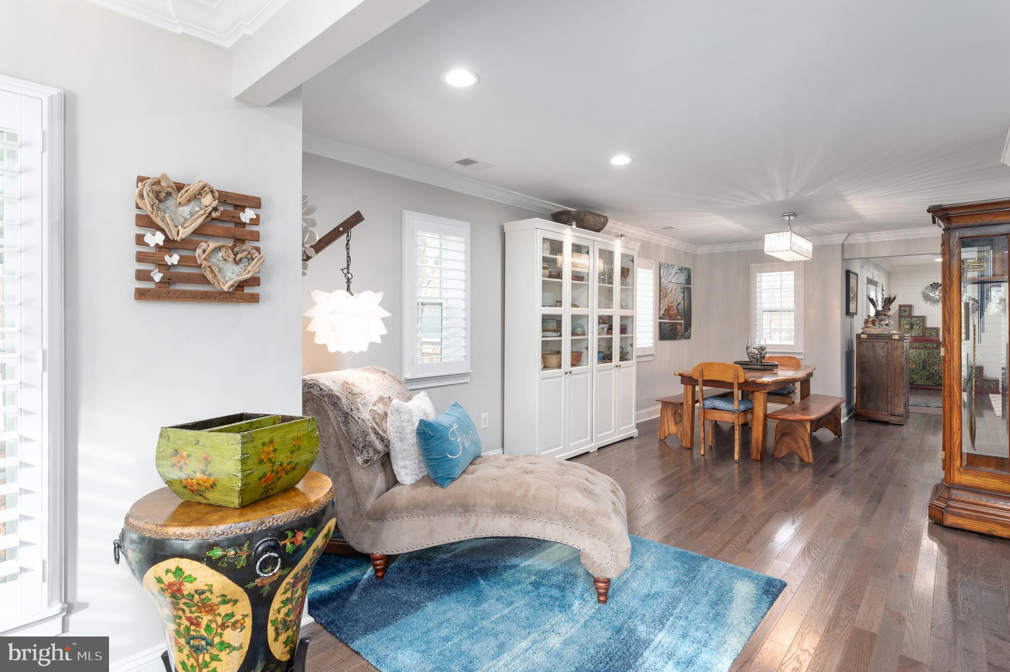 NINE OAKS - Residential