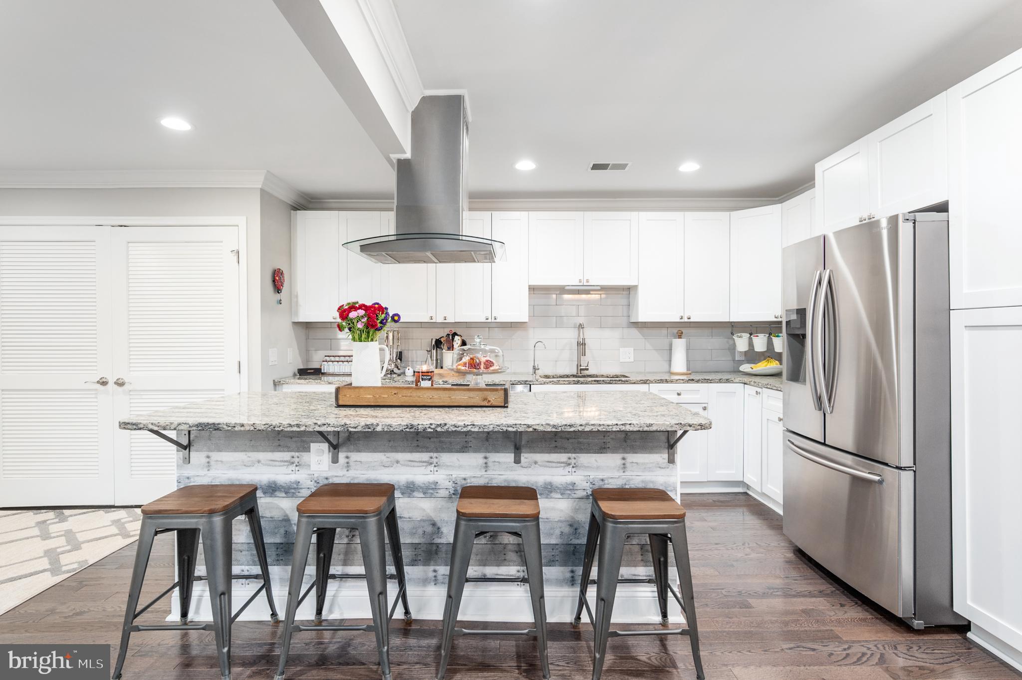 NINE OAKS - Residential