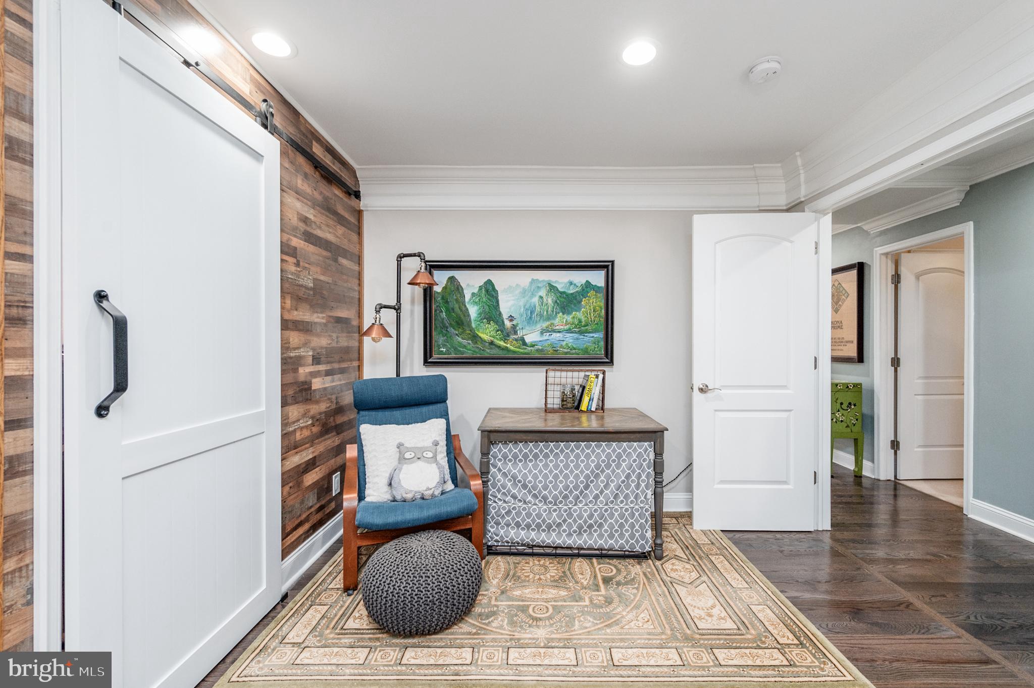 NINE OAKS - Residential