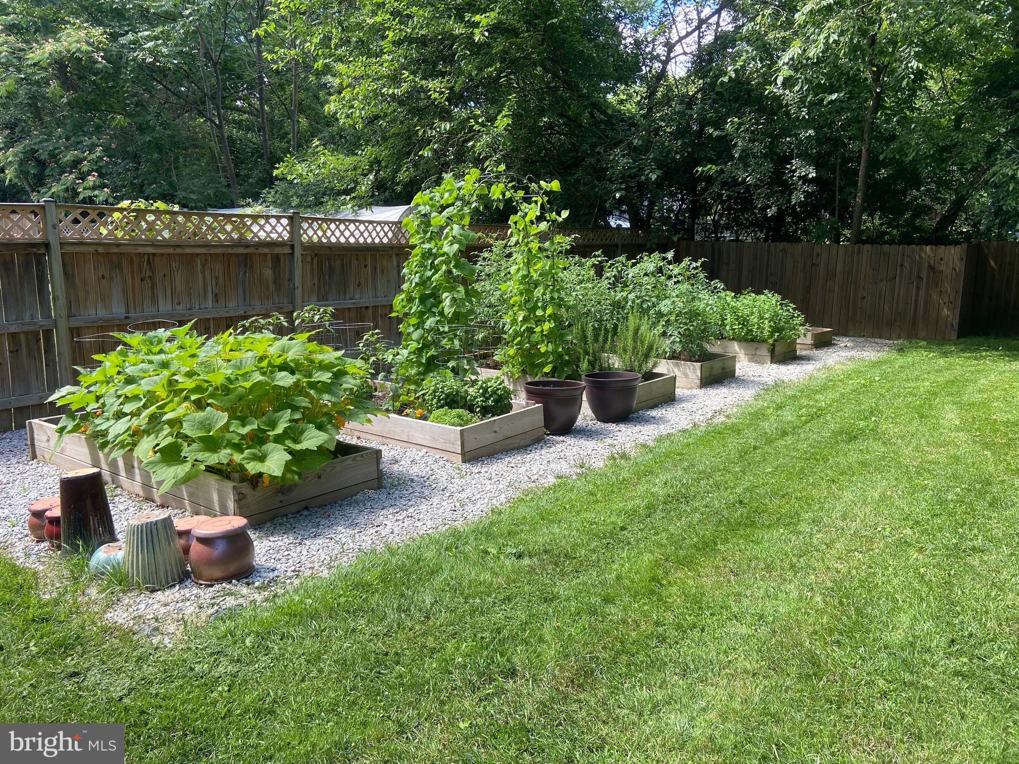 NINE OAKS - Residential