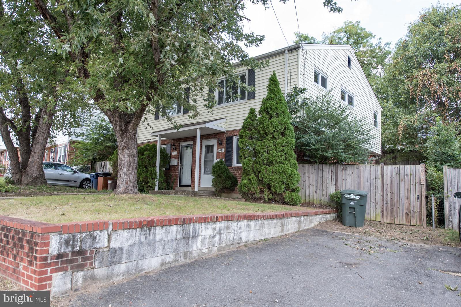 CAMERON - Residential Lease