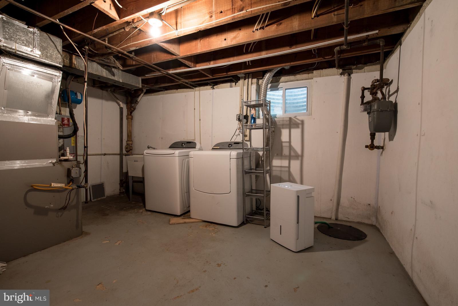 CAMERON - Residential Lease